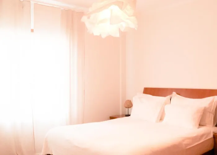 Casa Da Maria Baleal Com Piscina, Tenis E 5min Da アパート